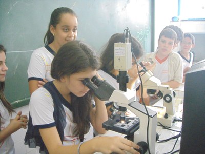 Aula de microbiologia