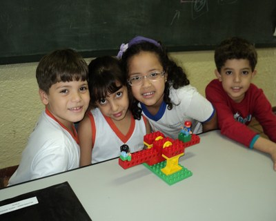 Aula Lego  - Gangorra