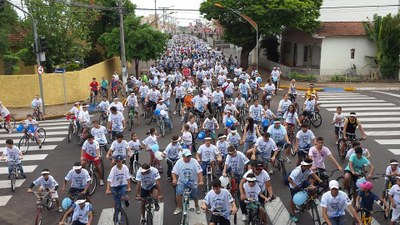 Instituto Noroeste de Birigui participa de passeio ciclístico em comemoração ao Dia dos Sapateiros