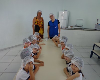 Projeto Avós na escola - Vovó Tiana - maternal e pré I (tarde)