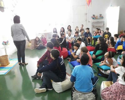 Visita a Biblioteca Municipal - 5º ano A e B